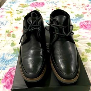 Alfani shoes like new.